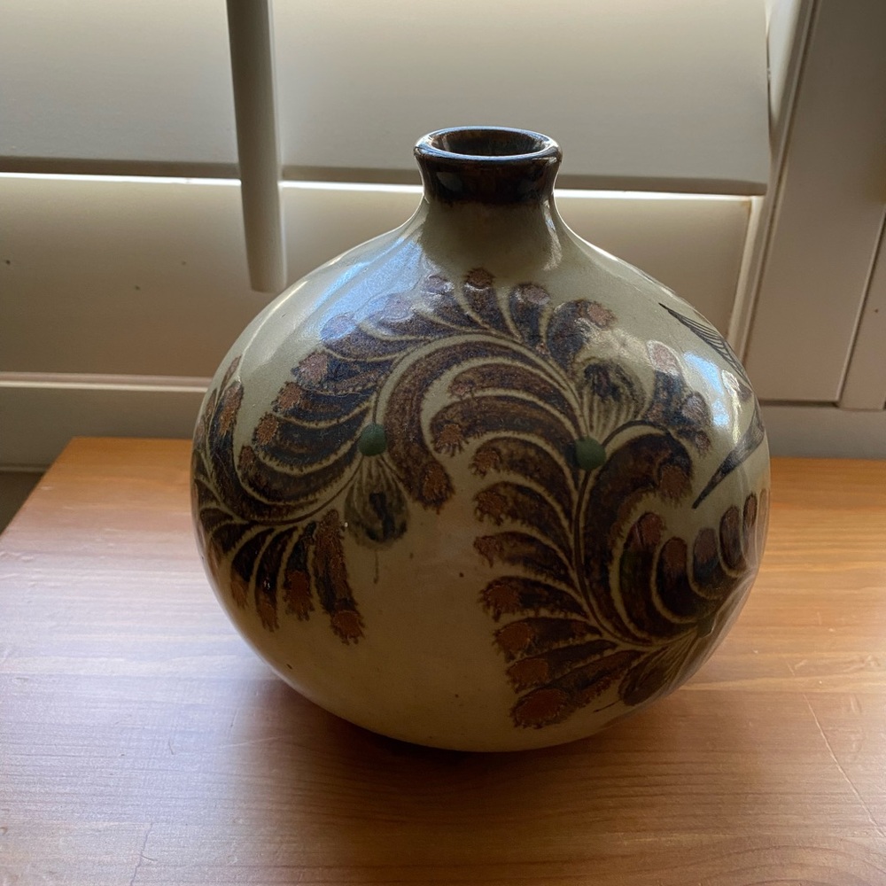 Vintage Signed Carlos Villanueva Hand Painted Mexico Flower Bud Vase - Picture 3 of 5